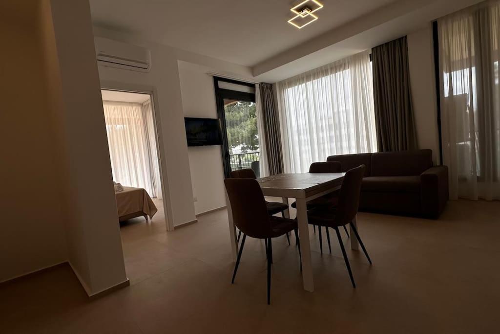Cconforthotels Puglia Promenade Apartment 4 Bari Exteriör bild